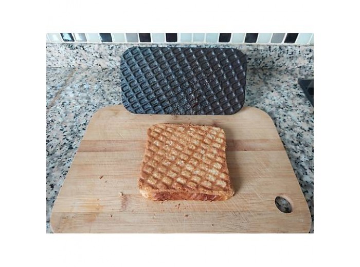 Remta Döküm Tost Ütüsü Kareli Desen - P901